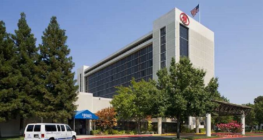 Отель Hilton Sacramento Arden West Экстерьер фото